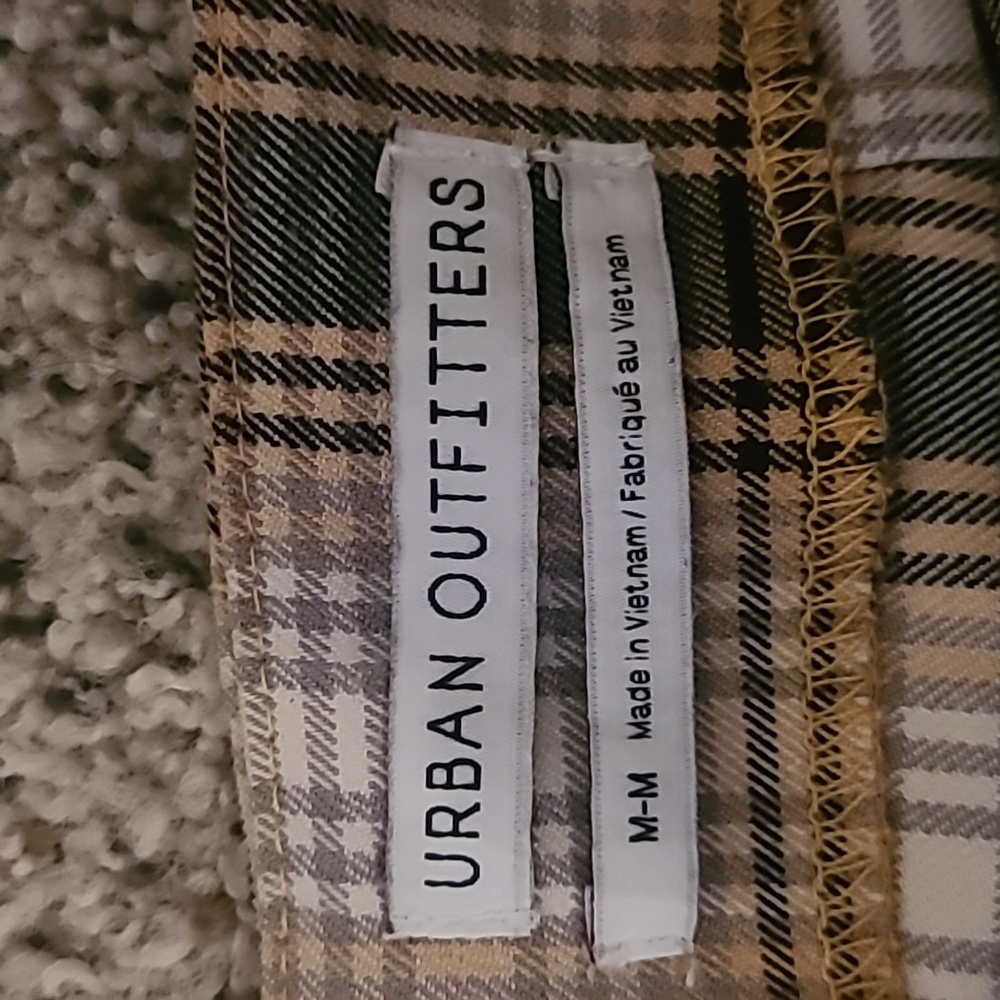 Urban Outfitters Checkered Mini Skirt in Tan and Black - Picture 3 of 4